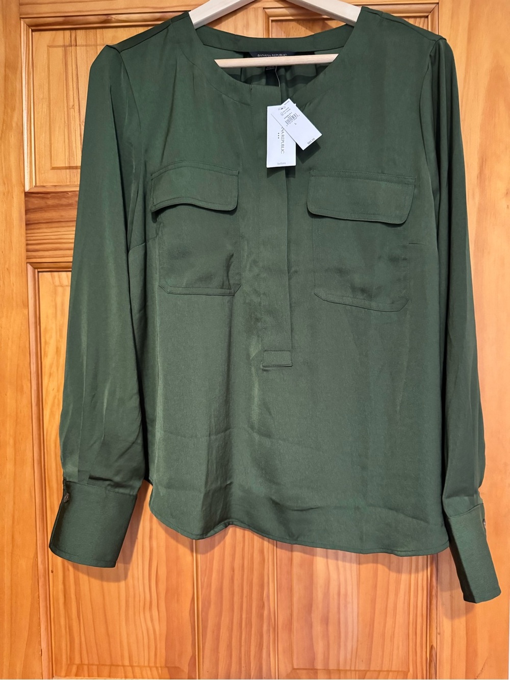 Banana Republic Green Long-Sleeve Utility Blouse